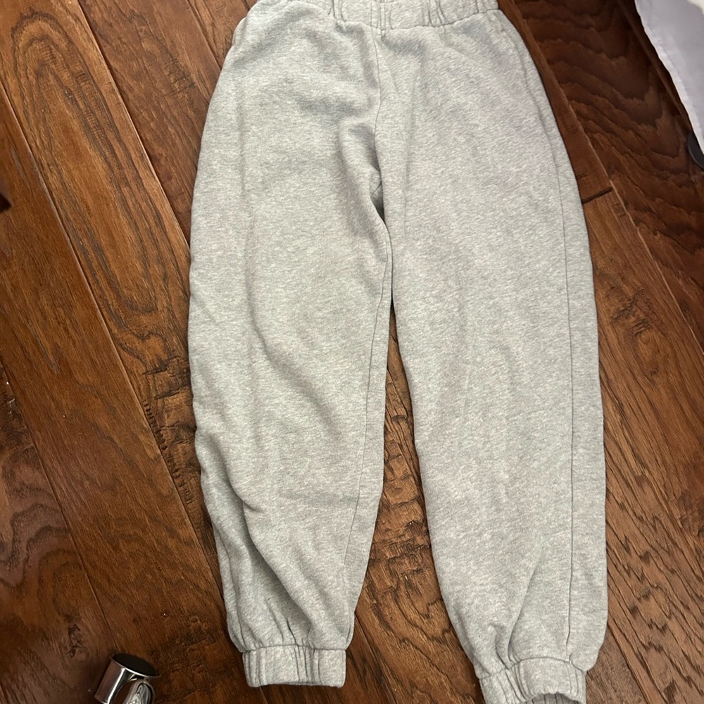 Brandy Melville sweatpants